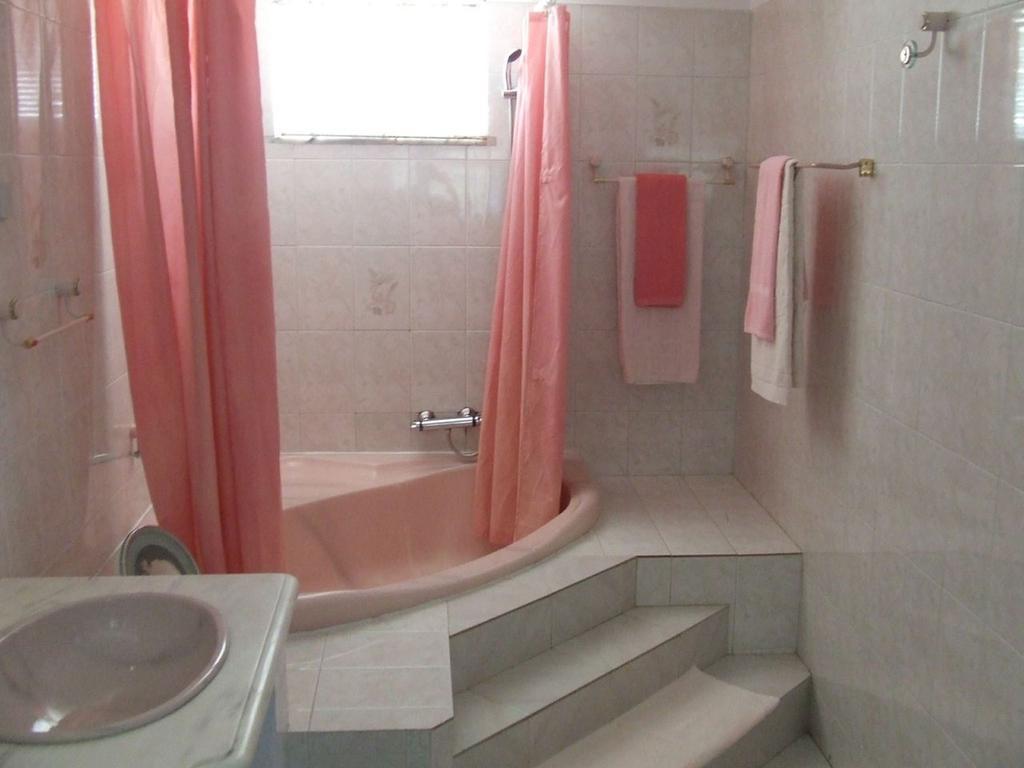Casa Amarela Guesthouse Lagos Cameră foto